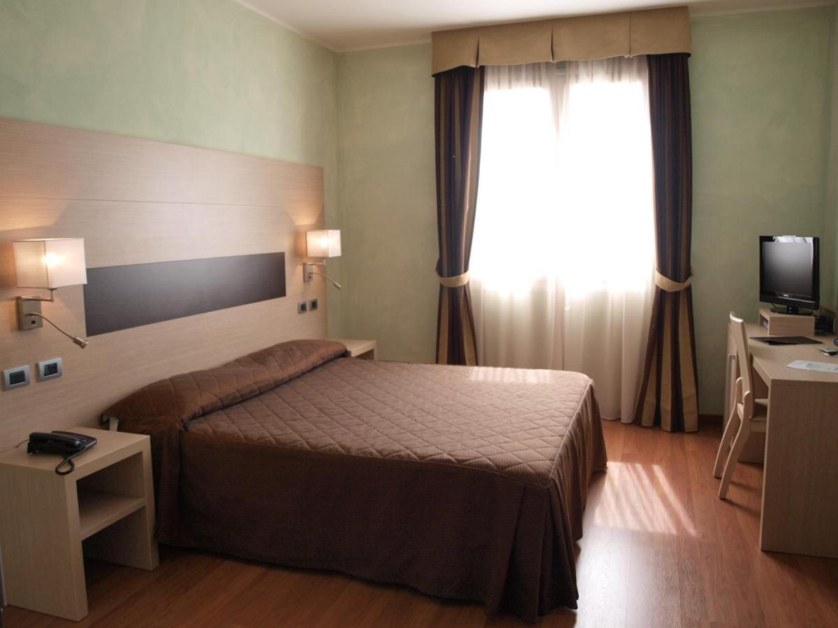 Hotel Arthur Solignano Nuovo Ngoại thất bức ảnh
