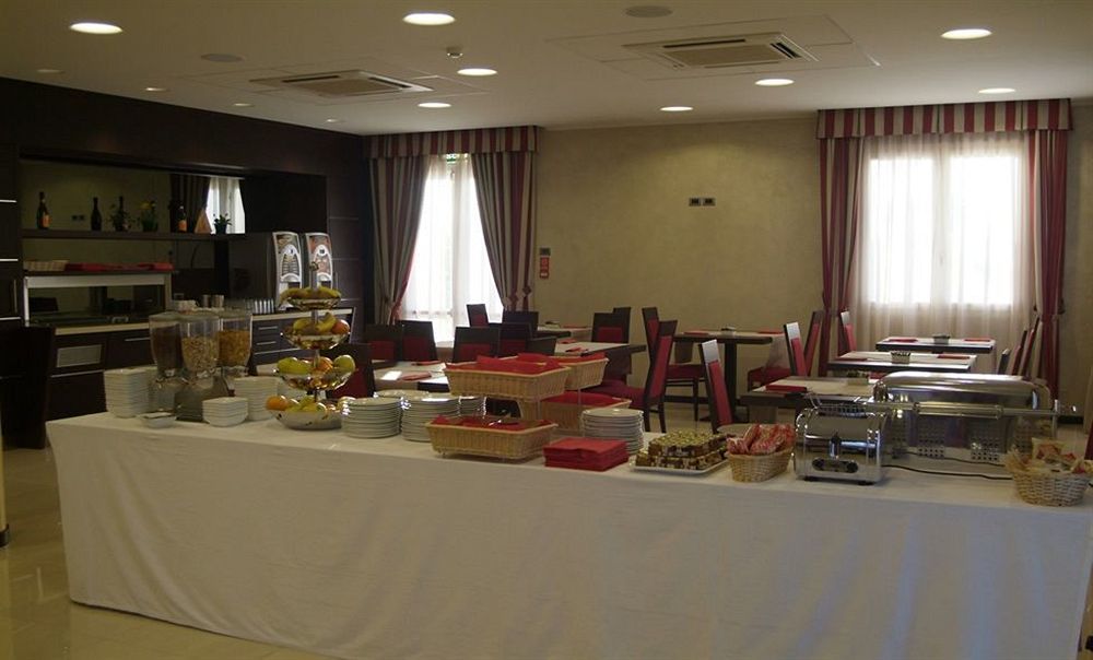 Hotel Arthur Solignano Nuovo Ngoại thất bức ảnh